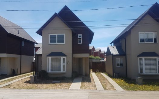 VENDE CASA HABITACIONAL , ALTO MADERO , AVDA OCTAVIO JARA WOOD 2050