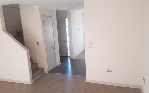 VENDE CASA HABITACIONAL , ALTO MADERO , AVDA OCTAVIO JARA WOOD 2050