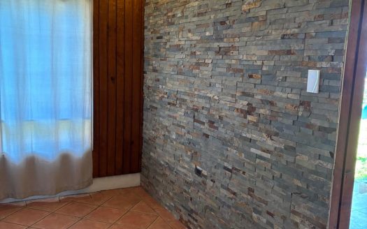 ARRIENDO CASA GRANDE , 4 DORMITORIOS CERCA , TERMINAL DE BUSES SOR VICENTA