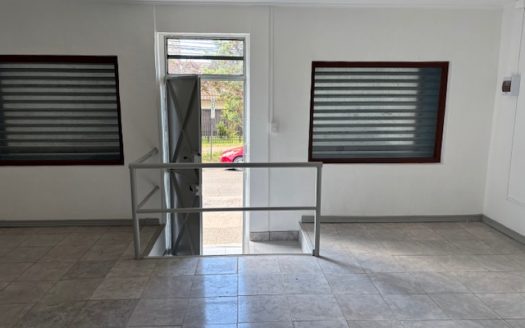 ARRIENDA LOCAL COMERCIAL , LAUTARO 738 LOCAL 3