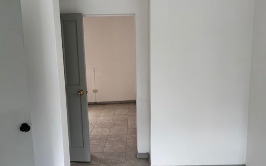 ARRIENDA LOCAL COMERCIAL , LAUTARO 738 LOCAL 3