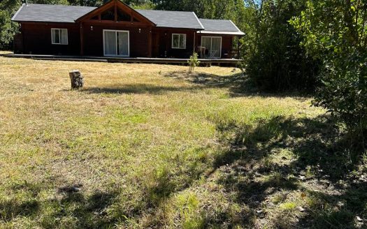 VENTA CASA HABITACION PUCON EMPLAZADA EN PARCELA 8.213, MTS 2